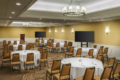 Sheraton Great Valley Hotel 4