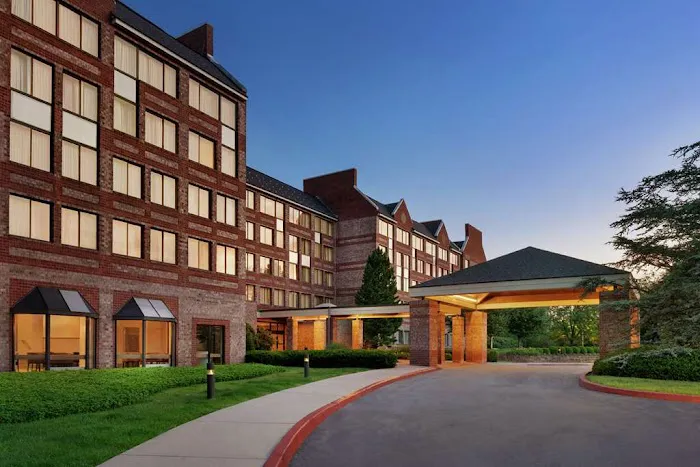 Embassy Suites by Hilton Philadelphia Valley Forge 4