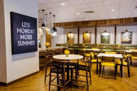 Fairfield Inn & Suites Philadelphia Broomall/Newtown Square 4