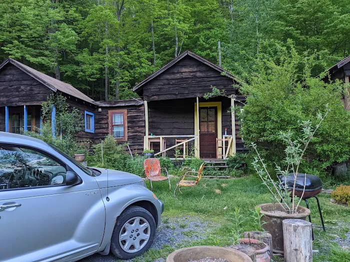 Rose Mountain Cottages 4