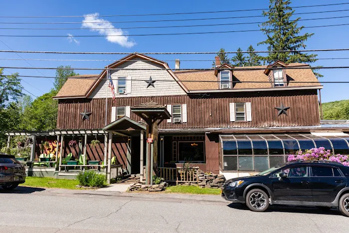 Pine Hill Arms Hotel 4