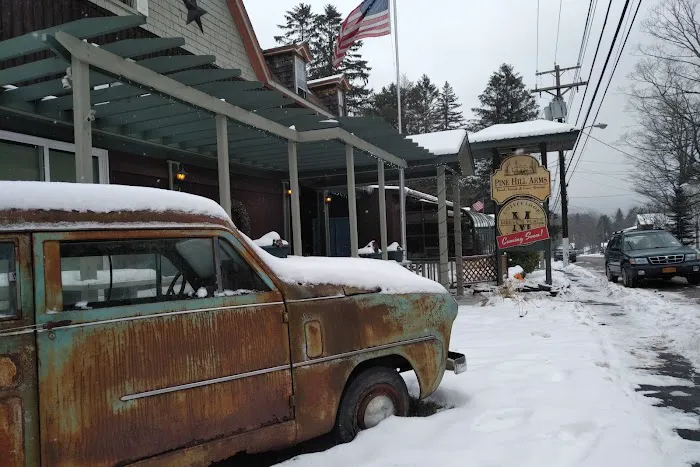 Pine Hill Arms Hotel 4