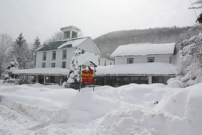 Colonial Inn 4