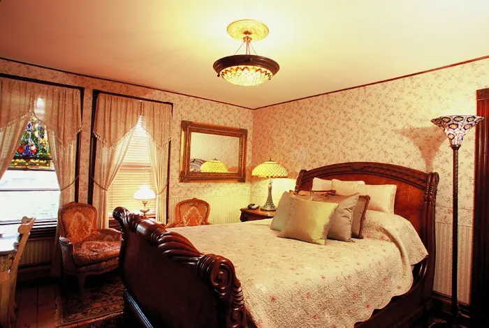 Smythe House Luxury Rooms 4