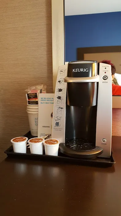 Holiday Inn Express & Suites Gibson 4