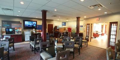 Holiday Inn Express & Suites Gibson