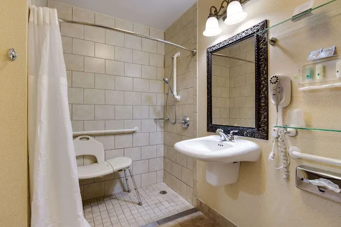 Quality Inn Oneonta Cooperstown Area 4