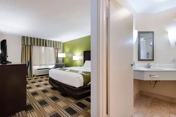 Quality Inn Oneonta Cooperstown Area 4
