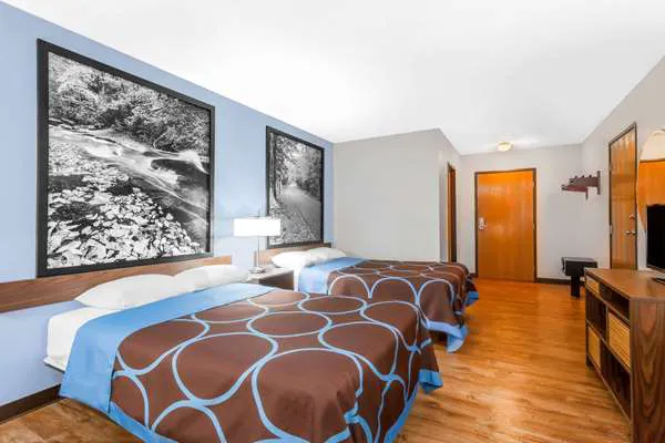 Super 8 by Wyndham Oneonta/Cooperstown 4