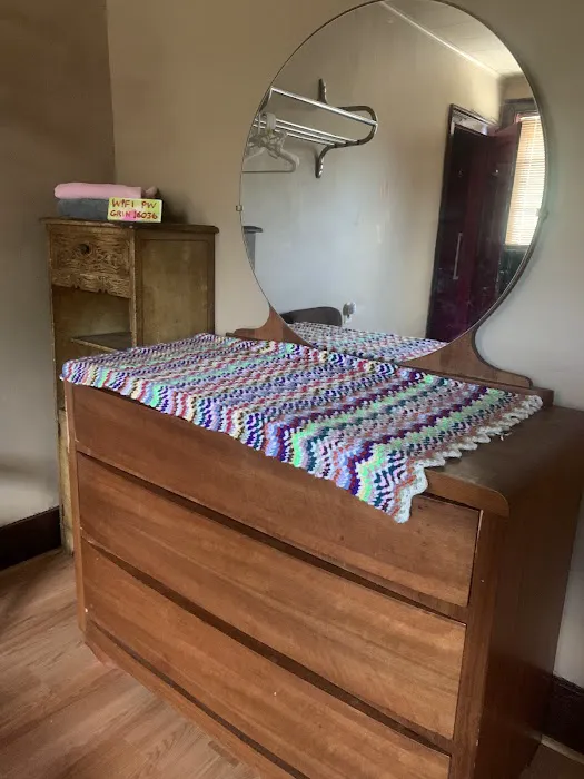 The Davenport Inn 4