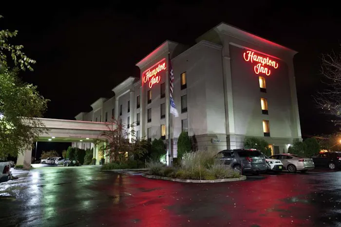 Hampton Inn Oneonta 4