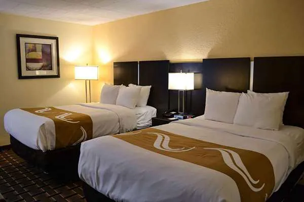Baymont by Wyndham Dunmore-Scranton 4