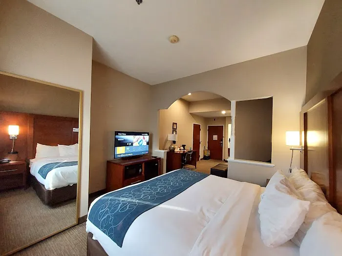 Comfort Suites Scranton near Montage Mountain 4