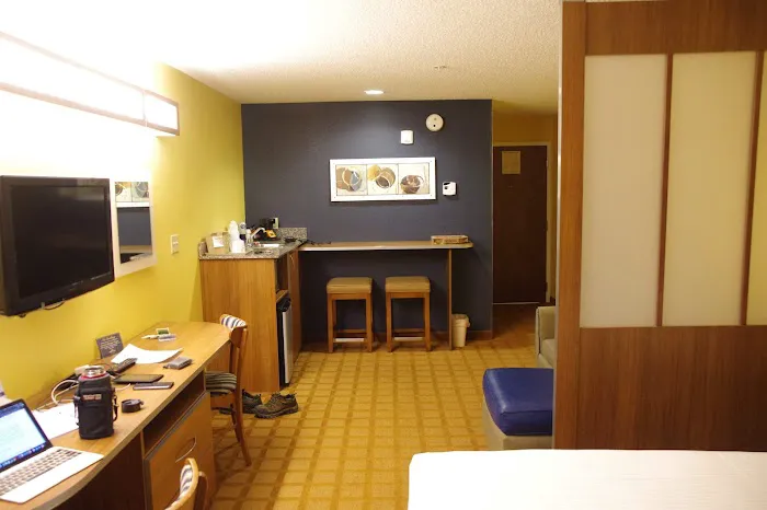 Microtel Inn & Suites by Wyndham Dickson City/Scranton 4