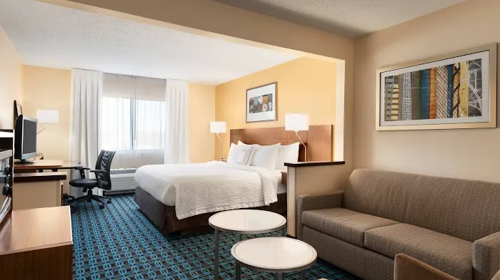 Fairfield Inn Deptford 4