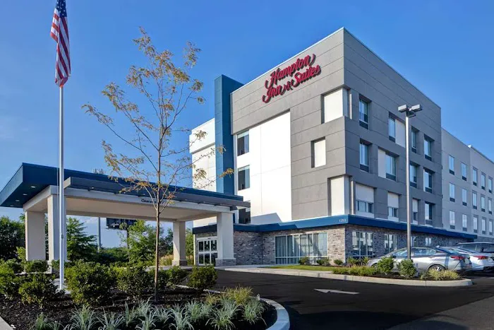Hampton Inn and Suites Deptford 4
