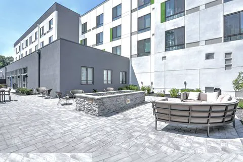 Courtyard Deptford 4