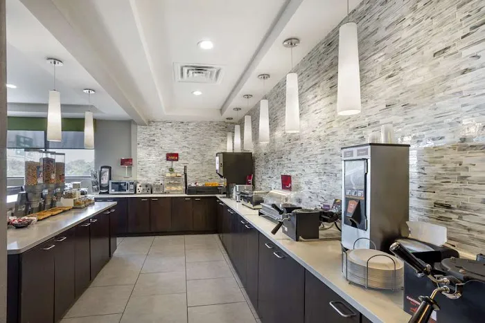 Best Western Plus Philadelphia-Pennsauken Hotel 4