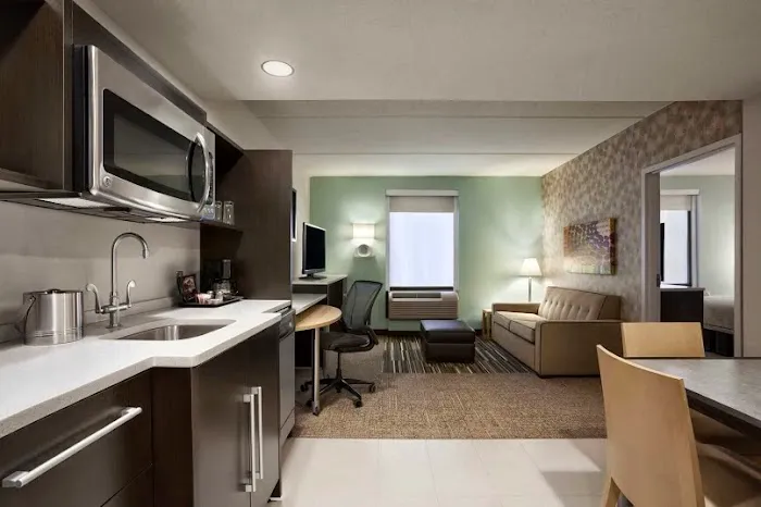 Home2 Suites by Hilton Philadelphia - Convention Center, PA 5