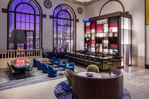 Aloft Philadelphia Downtown 5