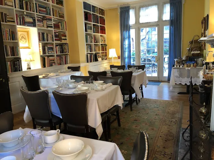 Morris House Hotel 5