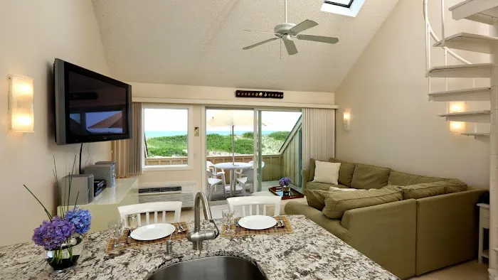 Windward Shores Ocean Resort 4