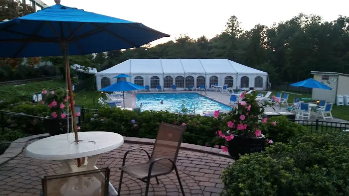 Chester Hotel & Conference Center 4