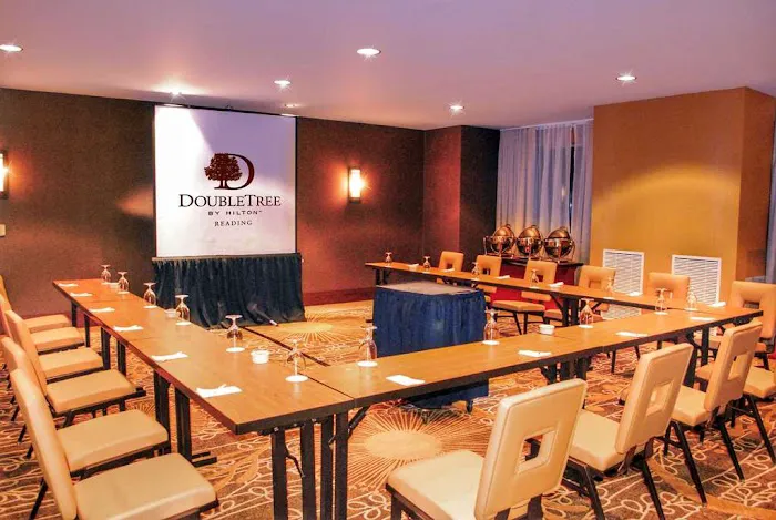 DoubleTree by Hilton Hotel Reading 4