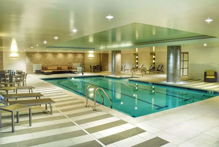 DoubleTree by Hilton Hotel Reading 4