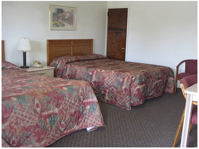 Red Carpet Inn & Suites Morgantown, PA 4