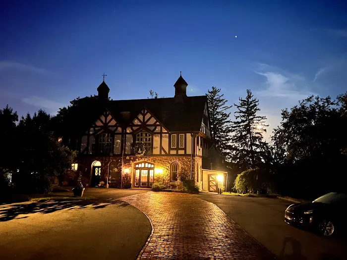 The Gables at Stirling Guest Hotel 4