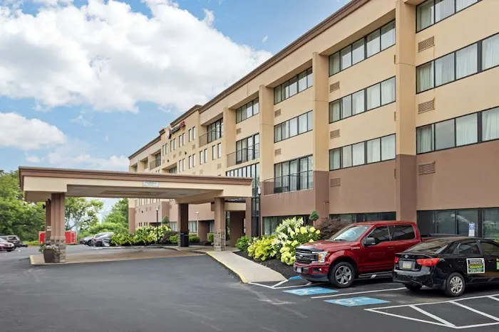 Best Western Plus Reading Inn & Suites 4