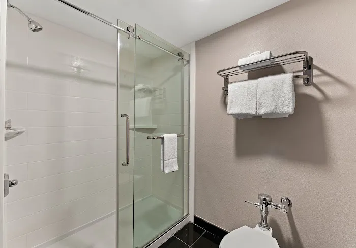 Red Roof Inn Reading 4