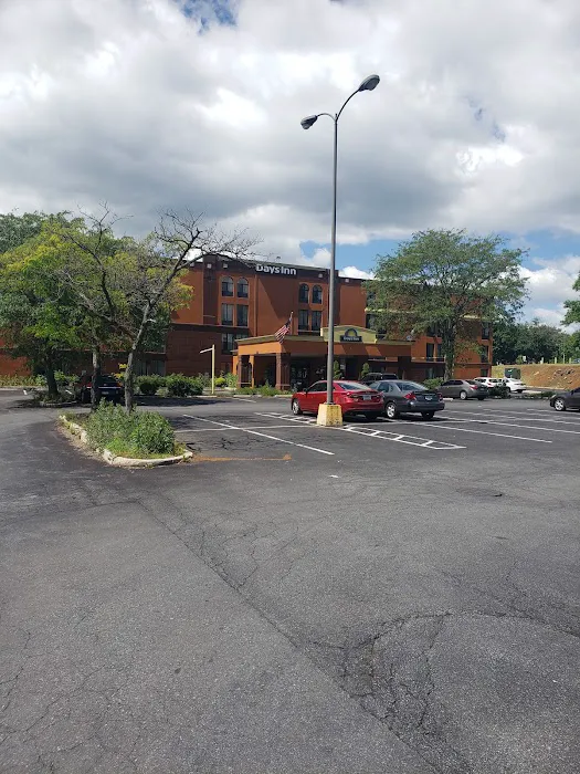 Days Inn by Wyndham Reading Wyomissing 4