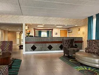 Days Inn by Wyndham Reading Wyomissing 4