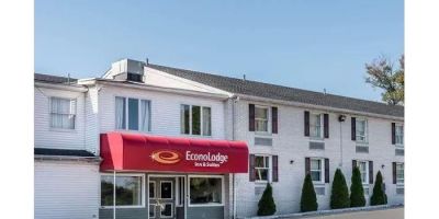 Econo Lodge Airport