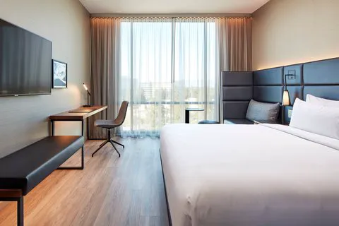 AC Hotel Newtown Square 4