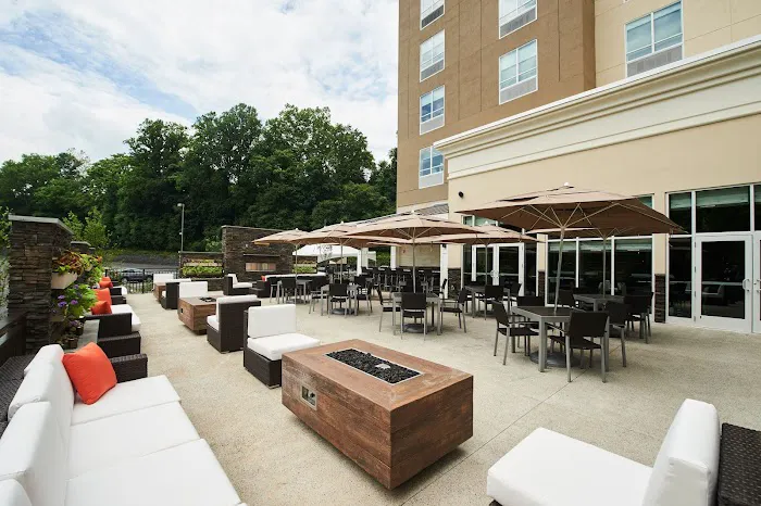 Holiday Inn & Suites Philadelphia W - Drexel Hill by IHG 4