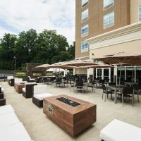 Holiday Inn & Suites Philadelphia W - Drexel Hill by IHG ico