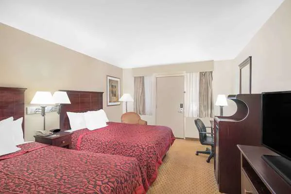 Days Inn by Wyndham Springfield/Phil.Intl Airport 4