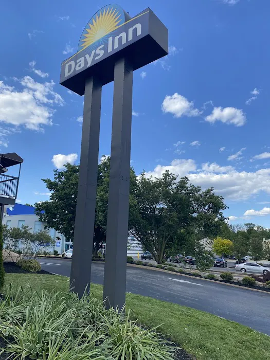 Days Inn by Wyndham Springfield/Phil.Intl Airport 4
