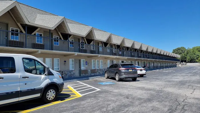 Days Inn by Wyndham Springfield/Phil.Intl Airport 4