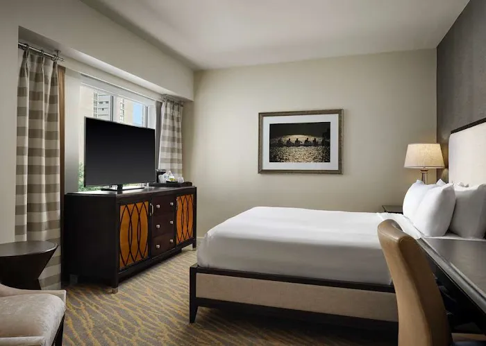 The Inn at Penn, a Hilton Hotel 5