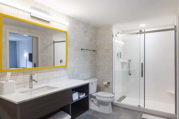 Home2 Suites by Hilton East Haven New Haven 5