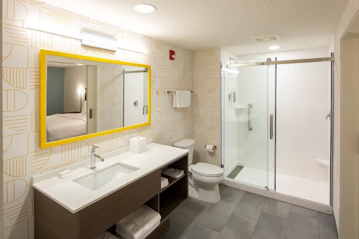 Home2 Suites by Hilton East Haven New Haven 5