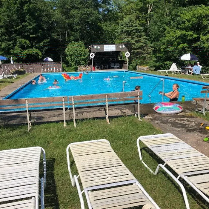 Crystal Brook Resort & Mountain Brauhaus 4