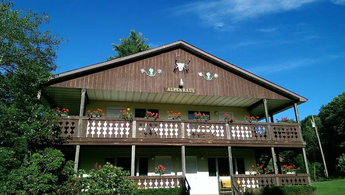 Riedlbauer's Resort 4