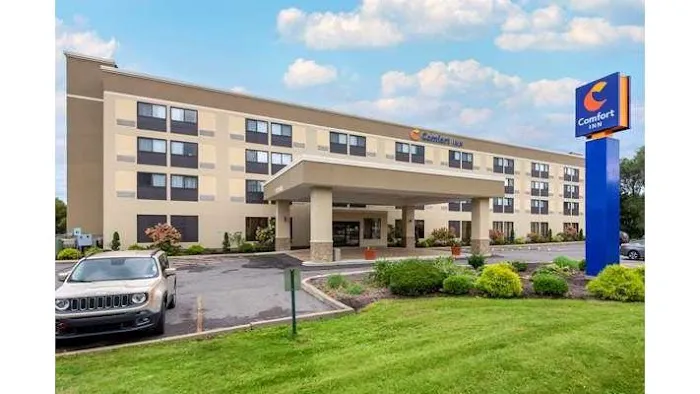 Comfort Inn Binghamton I-81 4