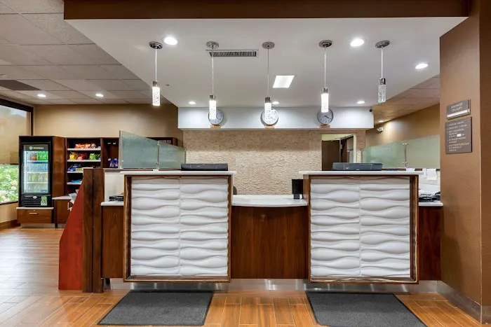 Comfort Inn Binghamton I-81 4