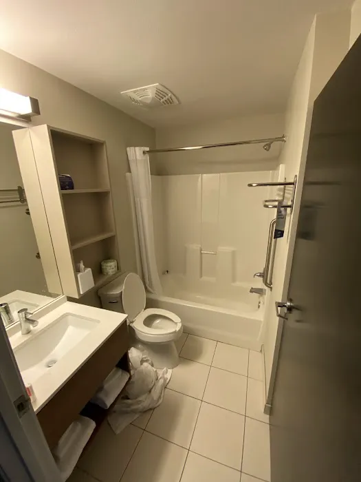 Microtel Inn & Suites by Wyndham Binghamton 4